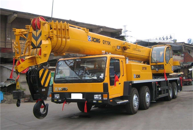 双湖县吊车出租选择重点